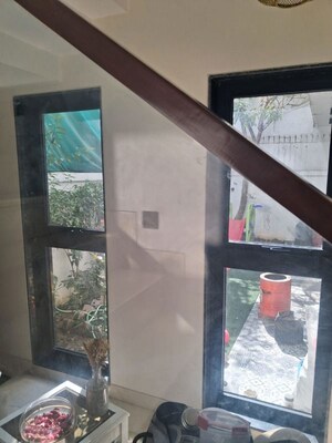 Staircase in 4 BHK Apartment at Emaar Emerald Floors Premier, Sector 65 – for Rent