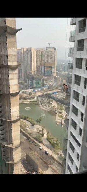Master Plan in 2 BHK Apartment at Kalpataru Immensa, Kolshet Road – for Sale