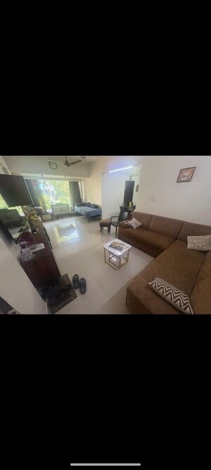 2 BHK Apartment For Rent in Vile Parle Mahaveer, Vile Parle West