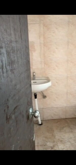 Bathroom in 2.5 BHK Apartment at Amrapali Enchante, Tech Zone 4 Greater Noida – for Rent