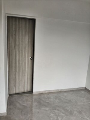 Room in 1 BHK Apartment at Enso Sanza, Kandivali East – for Rent