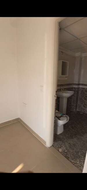 Bathroom in 2.5 BHK Apartment at Amrapali Centurian Park Phase II, Tech Zone 4 Greater Noida – for Rent