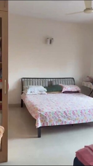 Bedroom in 3 BHK Apartment at Sterling Shalom, Brookefield – for Rent