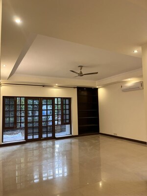 Room in 3 BHK Villa at Elan Nirvana, Sector 50 – for Rent