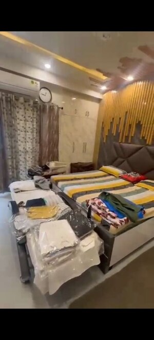 Bedroom in 3.5 BHK Apartment at Antriksh Golf View, Sector 78 – for Rent