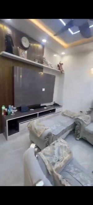 Living Room in 3.5 BHK Apartment at Antriksh Golf View, Sector 78 – for Rent