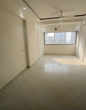 Room in 2 BHK Apartment at Malabar Hill – for Rent