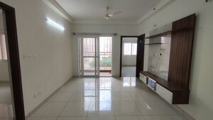 Room in 2 BHK Apartment at Prestige Finsbury Park Regent, Bagaluru – for Rent