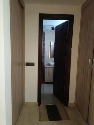 Room in 4 BHK Builder Floor at BPTP Park Elite Floors, Sector 85 – for Rent