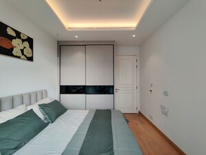 Room in 2 BHK Apartment at Bhartiya Leela Residences, Thanisandra Main Road – for Rent
