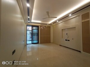 Room in 4 BHK Builder Floor at Greater Kailash I – for Rent