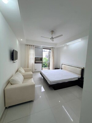 Room in 1 BHK Builder Floor at Greater Kailash I – for Rent