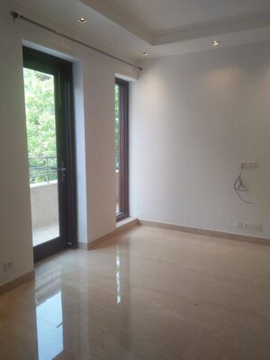 Room in 4 BHK Builder Floor at Greater Kailash I – for Sale