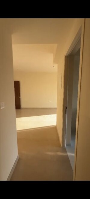 Furnished Amenities in 2 BHK Apartment at Lodha Sterling, Kolshet Road – for Sale