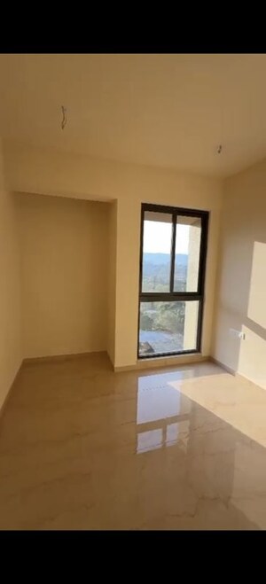 Room in 2 BHK Apartment at Lodha Sterling, Kolshet Road – for Sale