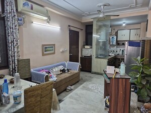 Team Area in 2 BHK Builder Floor at Mehrauli – for Sale