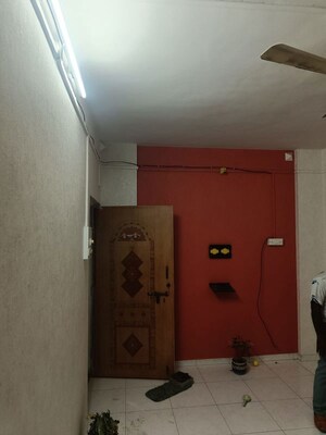 Furnished Amenities in 2 BHK Apartment at Paya CHS, Aundh – for Rent