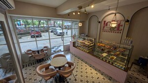  Shop – Exterior View View at Mahavir Nagar CHS Kandivali West, Kandivali West - for Rent