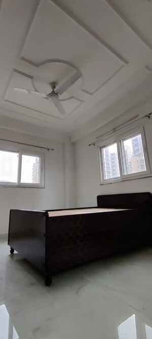 Room in 1 BHK Builder Floor at Sector 47 – for Rent
