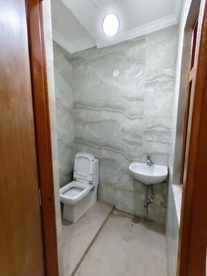 Bathroom in 3 BHK Apartment at Ignou Road – for Rent