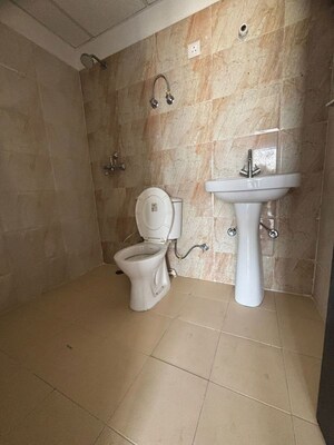 Bathroom in 2.5 BHK Apartment at Ajnara Homes, Sector 16b Greater Noida – for Sale