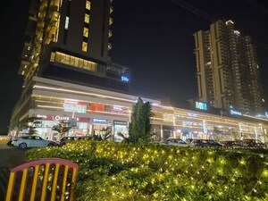  Shop For Sale in M3M Corner Walk, Sector 74