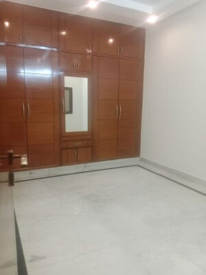 3 BHK Builder Floor For Rent in East Of Kailash