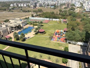 2 BHK Apartment – Exterior View View at Wardha rd - for Rent