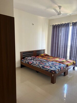 Bedroom in 2 BHK Apartment at Wardha rd – for Rent