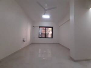 Room in 1 BHK Apartment at Goregaon East – for Rent