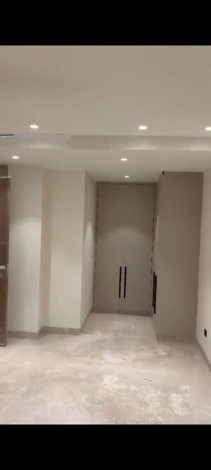 Building Lobby in 3 BHK Builder Floor at Greater Kailash ii – for Rent