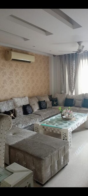 3 BHK Builder Floor For Sale in Navjeevan Vihar