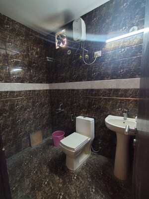 Bathroom in 3 BHK Apartment at Sector 43 – for Rent
