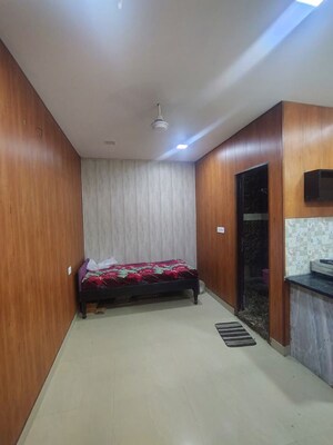Bedroom in 3 BHK Apartment at Sector 43 – for Rent