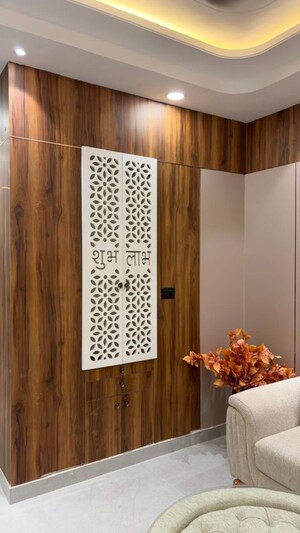 Bedroom in 3 BHK Apartment at Sector 43 – for Rent