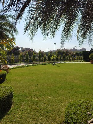  Plot – Garden View at Central Park Flower Valley Mikasa Plots, Sohna Sector 33 - for Sale