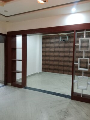 Room in 3 BHK Builder Floor at Baberpur Mandi – for Rent