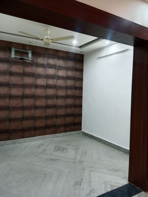 3 BHK Builder Floor For Rent in Baberpur Mandi