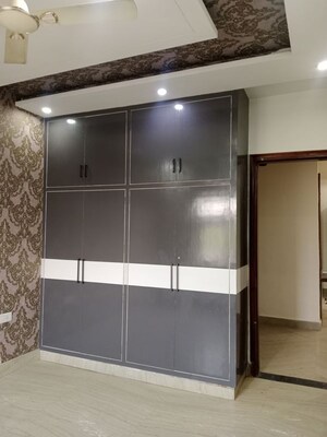 Room in 3 BHK Builder Floor at Baberpur Mandi – for Rent