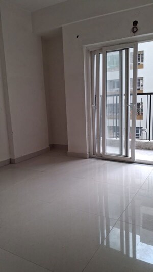 Room in 3 BHK Apartment at Ascon Era, Rajarhat New Town – for Sale