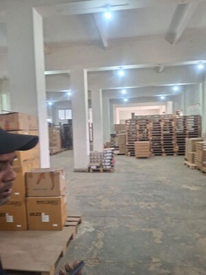  Warehouse For Rent in Okhla