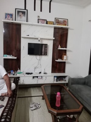 Living Room in 3 BHK Builder Floor at Sector 24 – for Rent