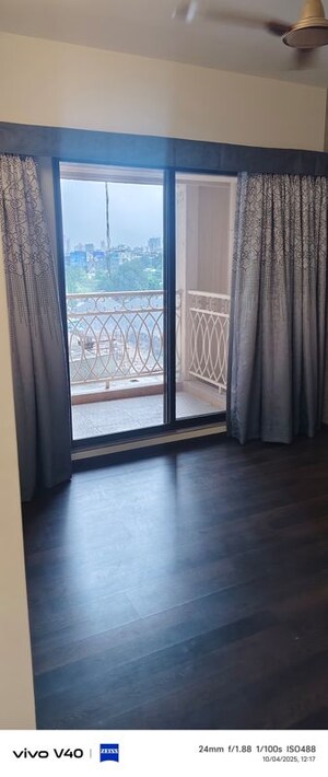 Room in 3 BHK Apartment at Paradise Sai World Dreams, Dombivli East – for Sale
