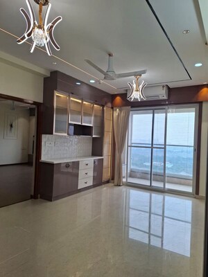 Room in 3 BHK Apartment at Kondapur – for Rent