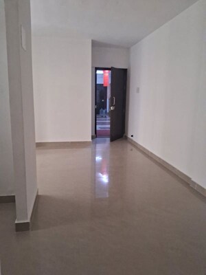 Room in 2 BHK Apartment at Dahisar East – for Sale