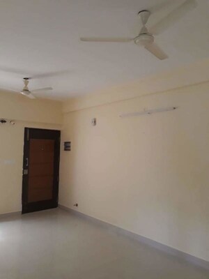 2 BHK Apartment For Rent in Aakruthi Aura, Whitefield