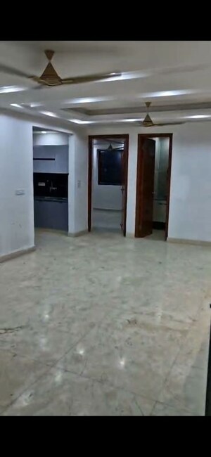 4 BHK Builder Floor For Rent in Sector 21d