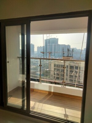 3 BHK Apartment For Rent in Siddha Seabrook, Kandivali West