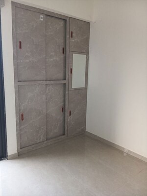 2 BHK Apartment For Rent in Damji Shamji Mahavir Vista Point, Pokhran Road No Two