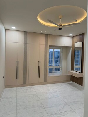 Room in 4 BHK Apartment at Sumadhura The Olympus, Financial District – for Rent
